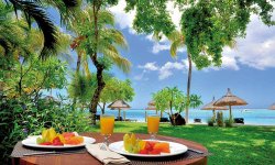 Paradis Beachcomber Golf Resort &amp; Spa