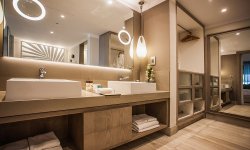 Paradis Beachcomber Golf Resort & Spa