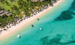 Paradis Beachcomber Golf Resort & Spa