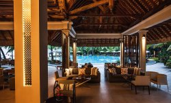 Paradis Beachcomber Golf Resort & Spa