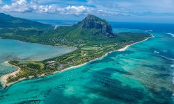 Paradis Beachcomber Golf Resort & Spa