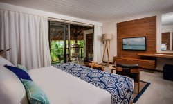 Paradis Beachcomber Golf Resort & Spa;