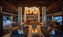 Paradis Beachcomber Golf Resort & Spa